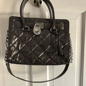 Michael Kors quilted purse gray/silver metallic